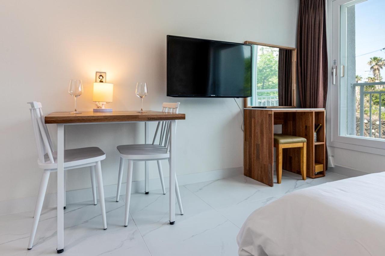 Aewol Oceanstay Jeju Exterior foto